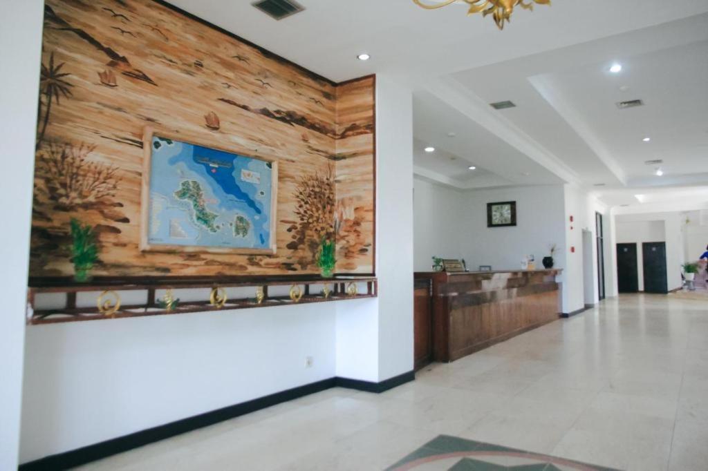Pia Hotel Pangkalpinang Pangkalan Baru Exterior foto